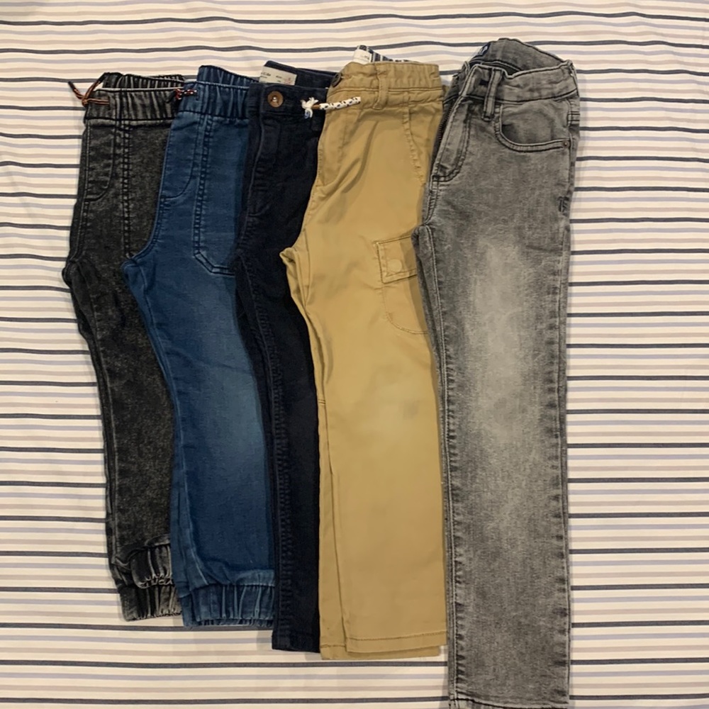 5 Boys Pants - Size 6